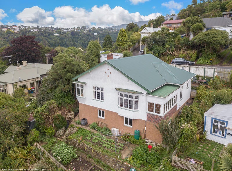 10 Ramsay Street, Dalmore, Dunedin - Carousel 1