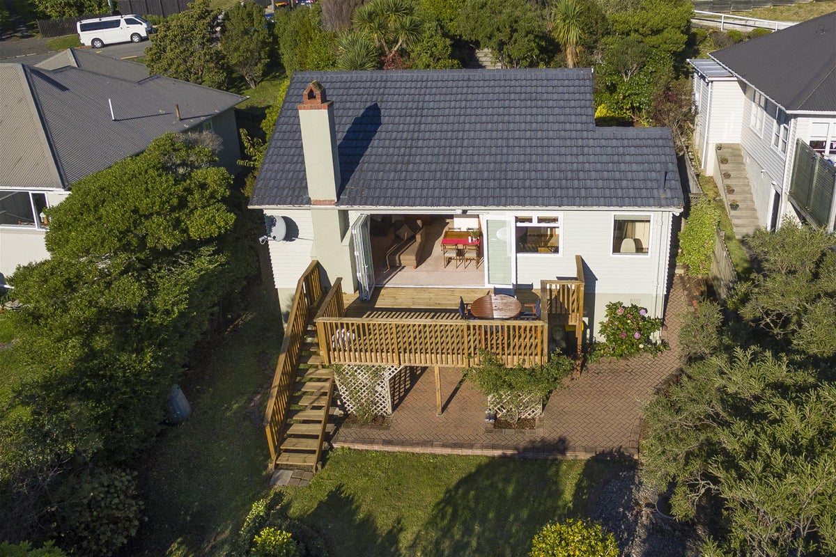 21 Bankot Crescent, Ngaio, Wellington - Carousel 1