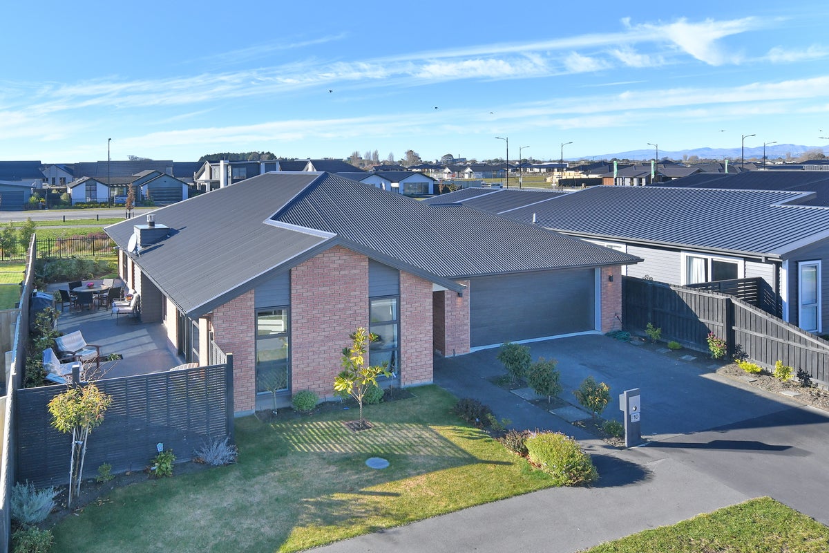 10 Lambies Street, Marshland, Christchurch - Carousel 2
