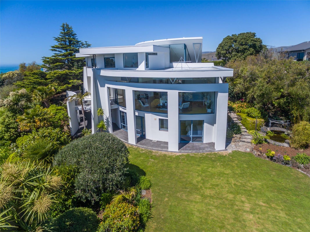 142 SCARBOROUGH ROAD, Scarborough, Christchurch - Carousel 2
