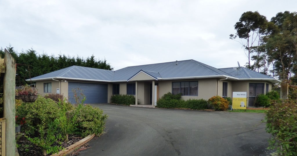 39 Kakaho Drive, Tawhero, Whanganui - Carousel 1