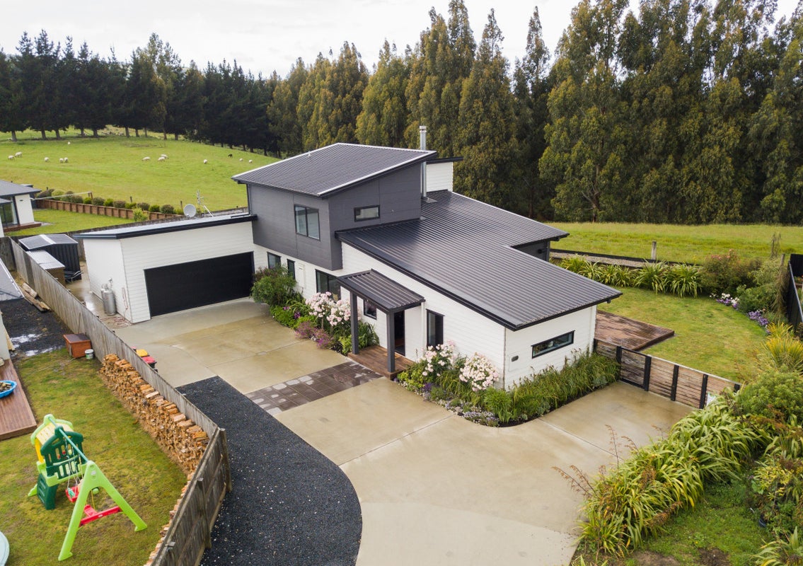 3 Tate Crescent, Green Island, Dunedin - Carousel 22