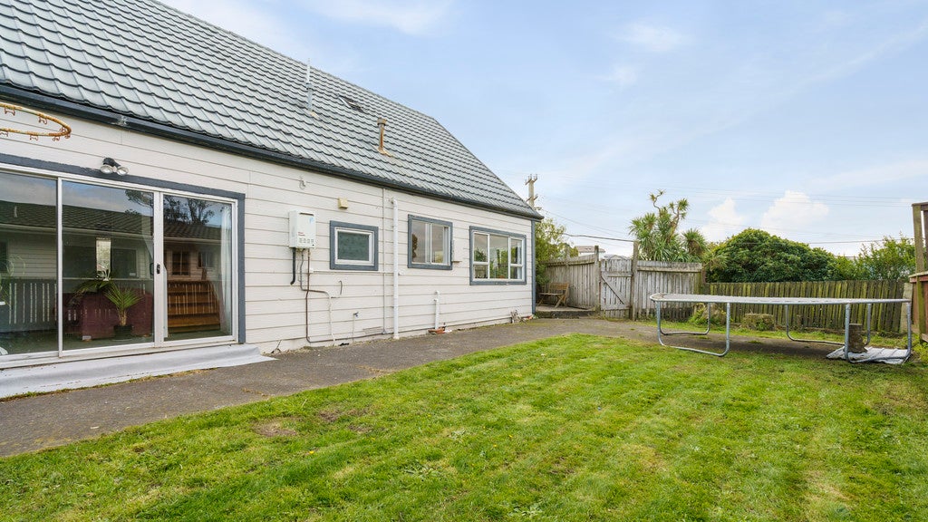 39 Clifford Road, Johnsonville, Wellington - Carousel 16