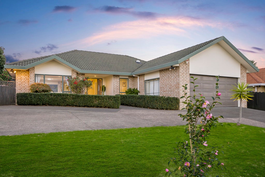 3 Keenagh Rise, Dannemora, Auckland - Carousel 1