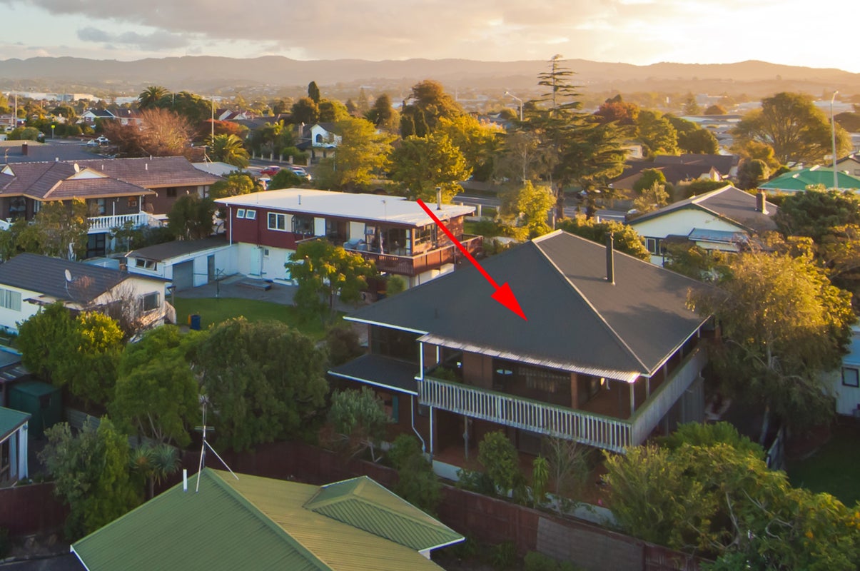 1/209 Te Atatu Road, Te Atatū South, Auckland - Carousel 2
