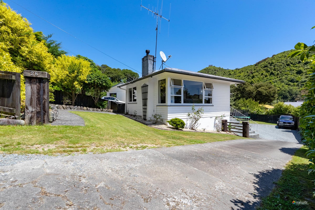 28 Plateau Road, Te Marua, Upper Hutt - Carousel 1