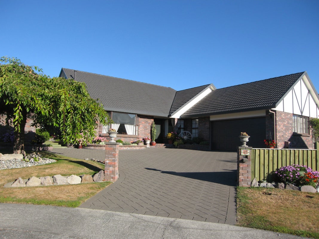 45 Thelma Place, Lynmore, Rotorua - Carousel 1