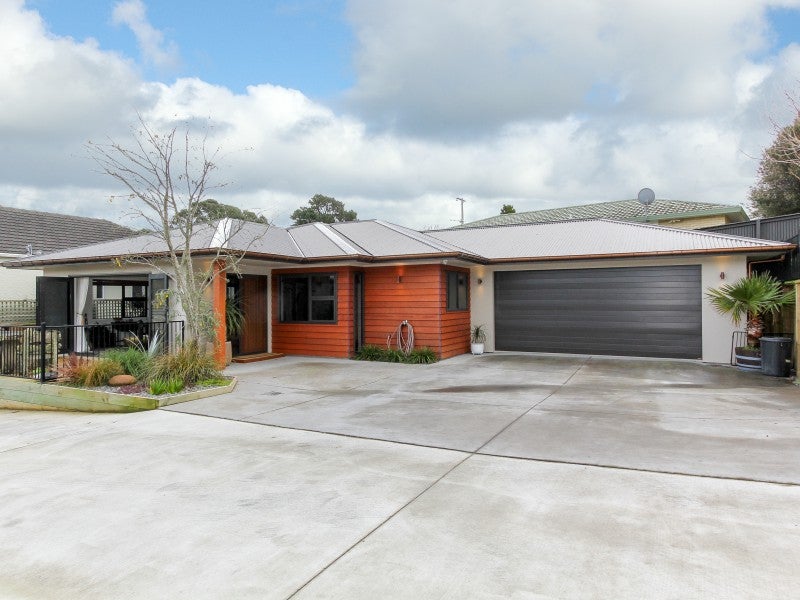 4A Awanui Street, Merrilands, New Plymouth - Carousel 1