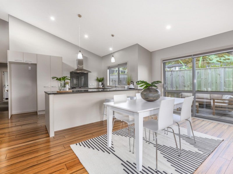 151B Navigation Drive, Whitby, Porirua - Carousel 2