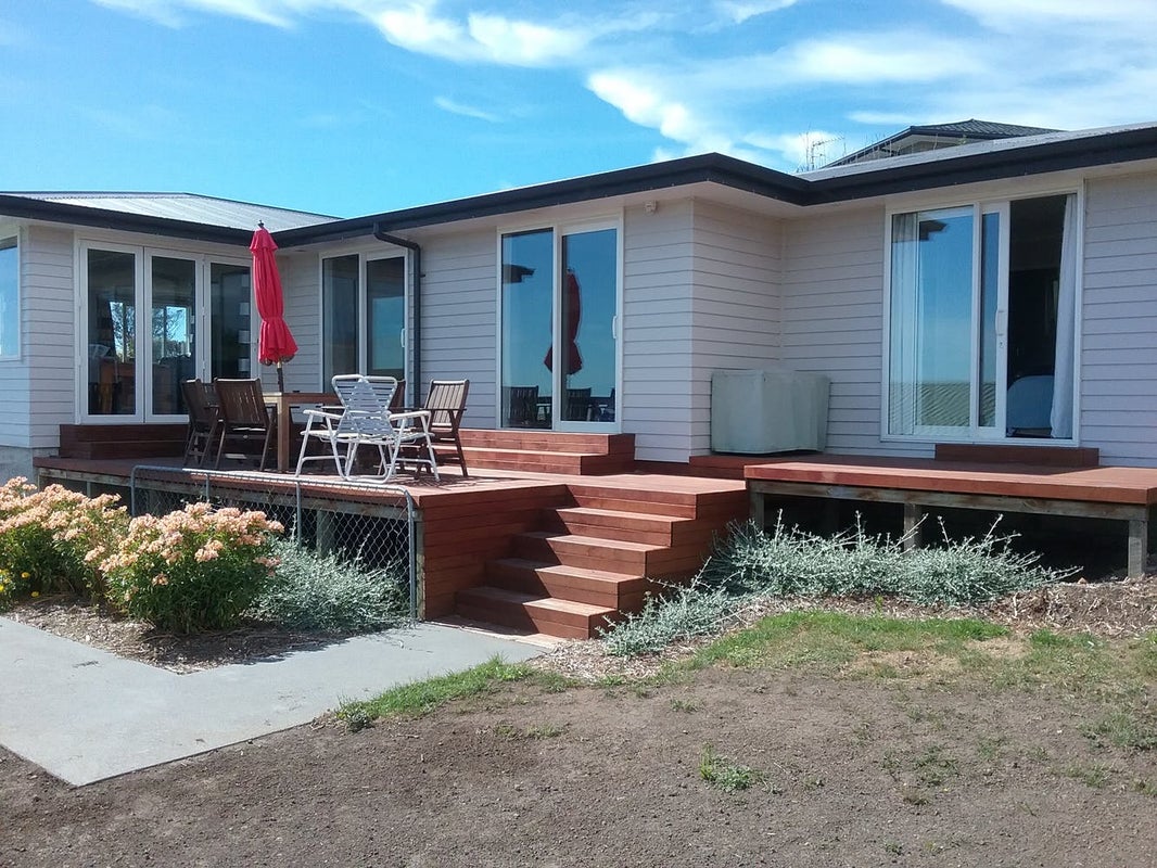 6 Belleview Terrace, Mount Pleasant, Christchurch - Carousel 1