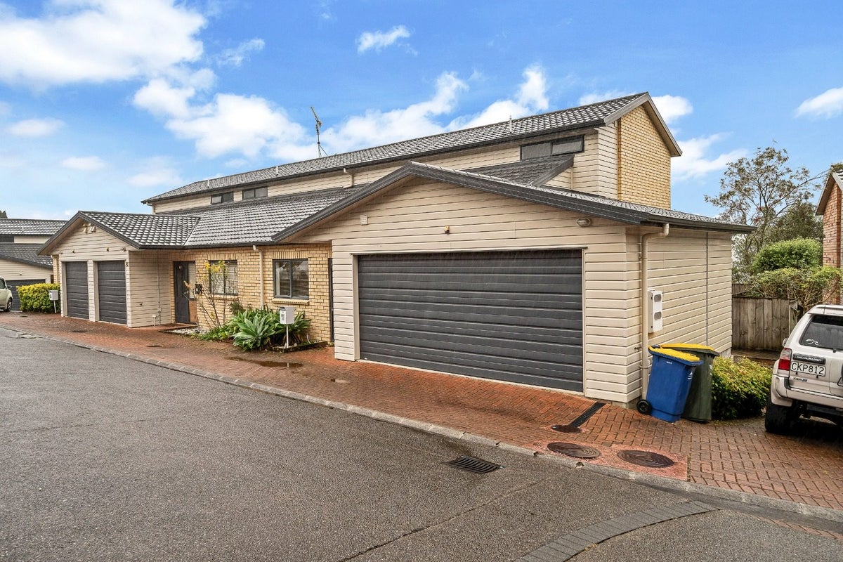 17/55 Verbena Road, Birkdale, Auckland - Carousel 19