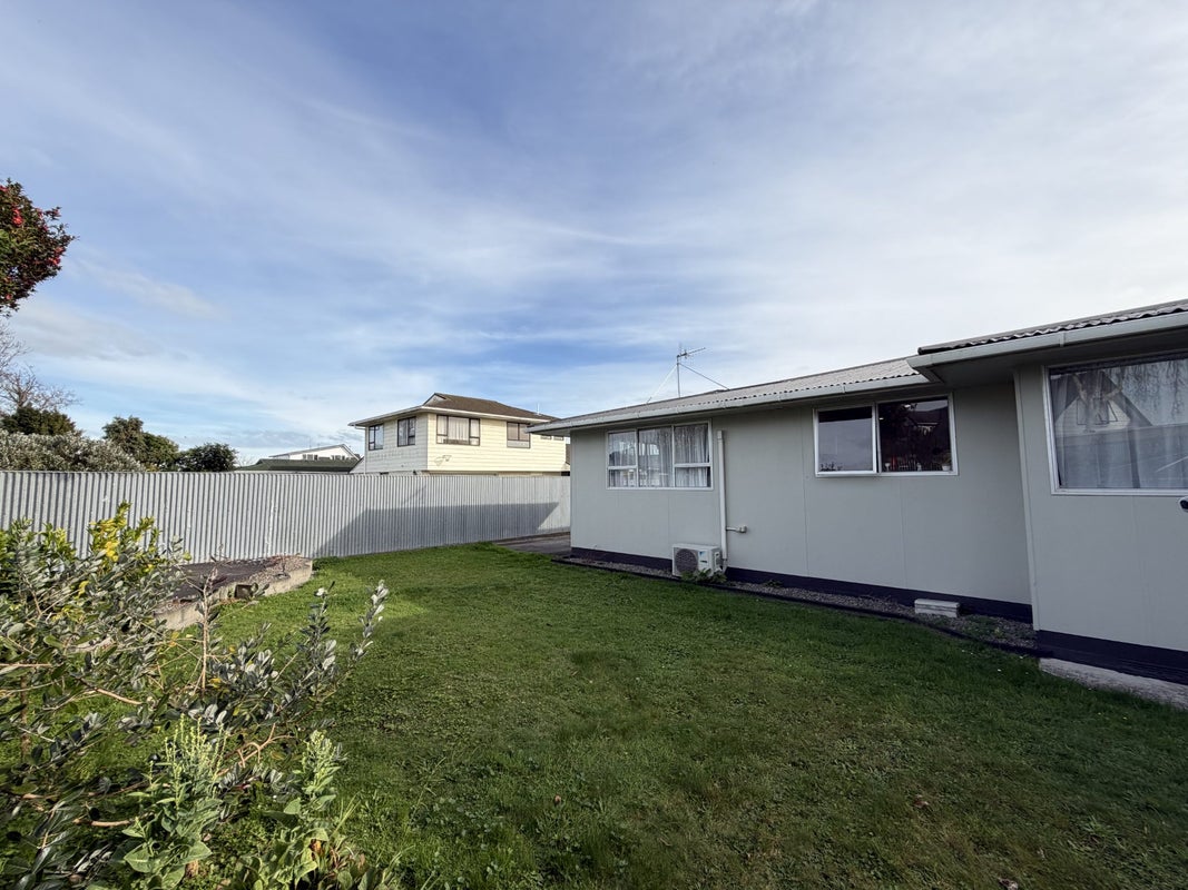 34B Somerset Crescent, Highbury, Palmerston North - Carousel 11