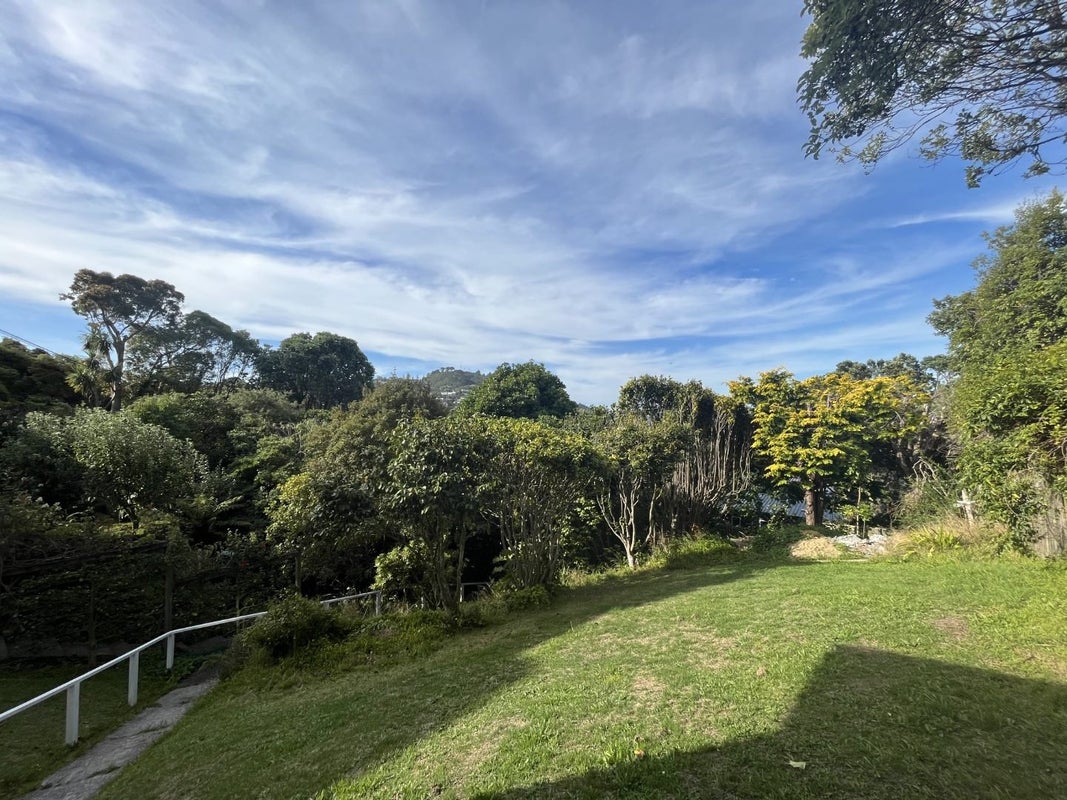 127 Upland Road, Kelburn, Wellington - Carousel 20