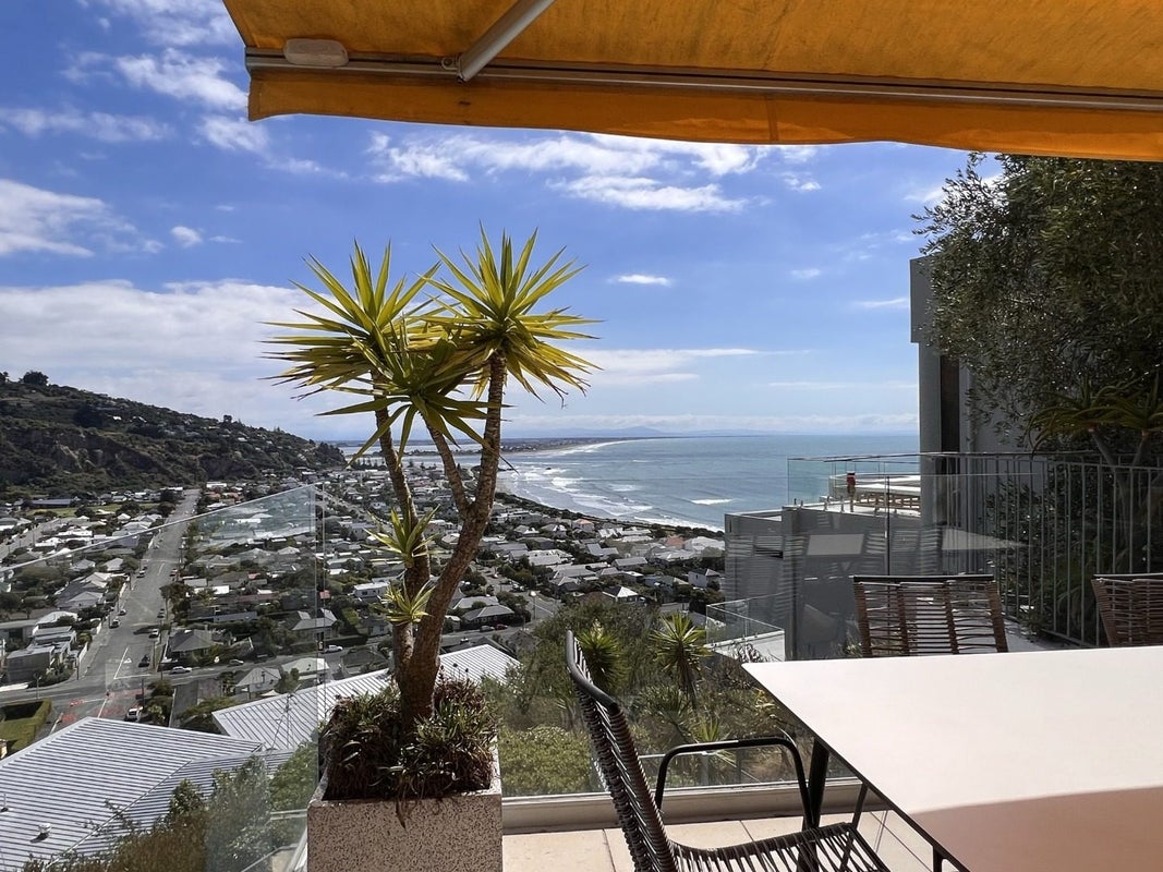 1 Seaspray Lane, Scarborough, Christchurch - Carousel 2