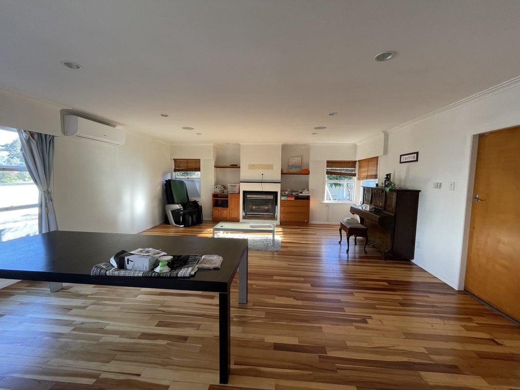 14 Ashbury Avenue, Silverdale, Hamilton - Carousel 2