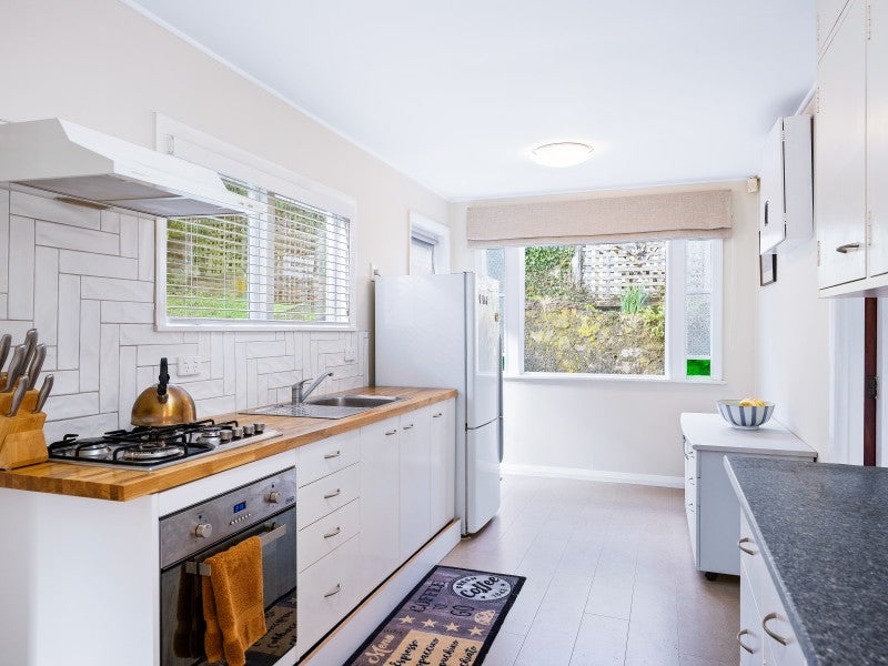 26 Randwick Road, Northland, Wellington - Carousel 1