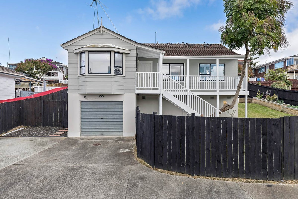 1/85 Harmel Road, Glendene, Auckland - Carousel 1