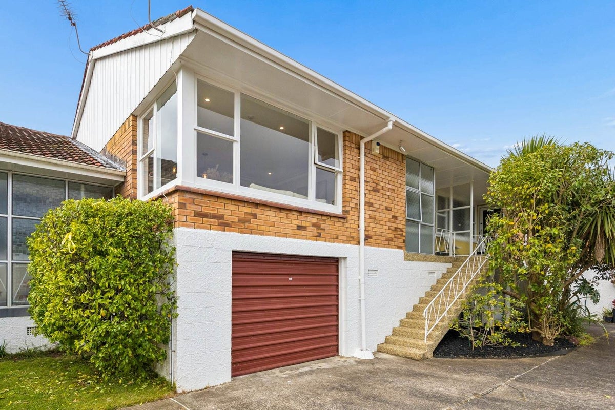 4/9 Haydn Avenue, Royal Oak, Auckland City, Auckland - Carousel 2
