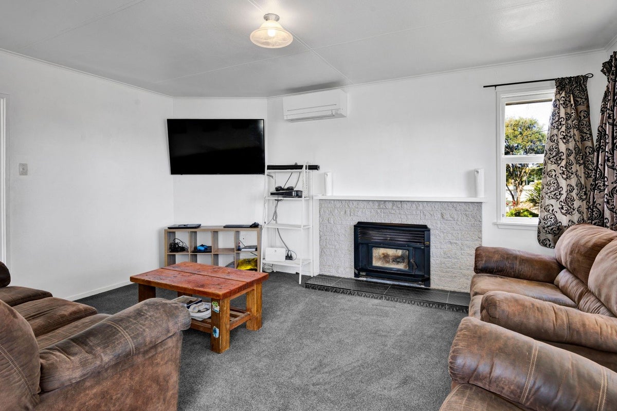 15A Pratt Street, Waitara, Waitara - Carousel 2