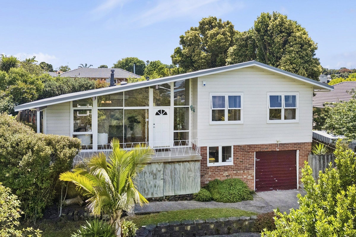 61 Beechdale Crescent, Pakuranga Heights, Auckland - Carousel 1