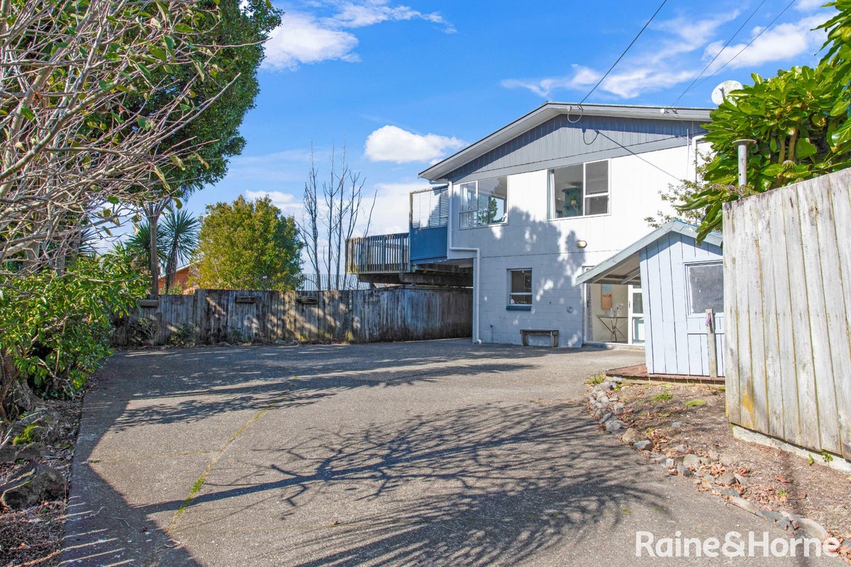 2/90 Rosier Road, Glen Eden, Auckland - Carousel 2