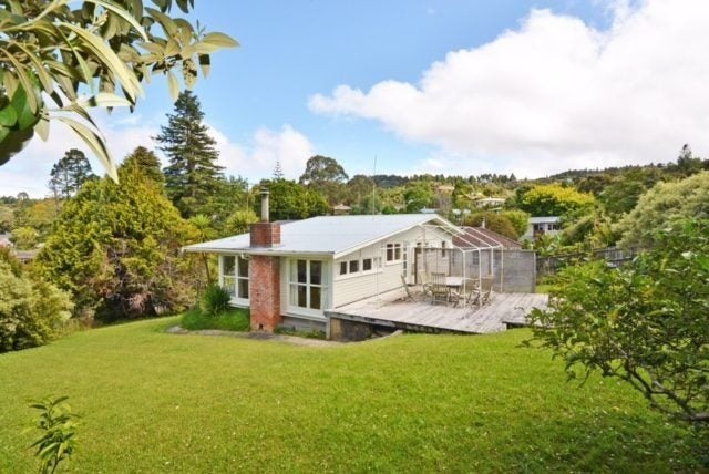 9 Mariana Place, Glen Eden, Auckland - Carousel 2