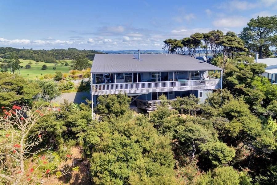 35 Greenview Drive, Mangawhai Heads, Mangawhai - Carousel 1
