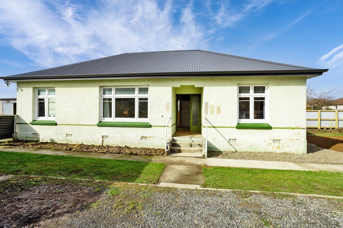 199 Margaret Street, Glengarry, Invercargill - Carousel 2