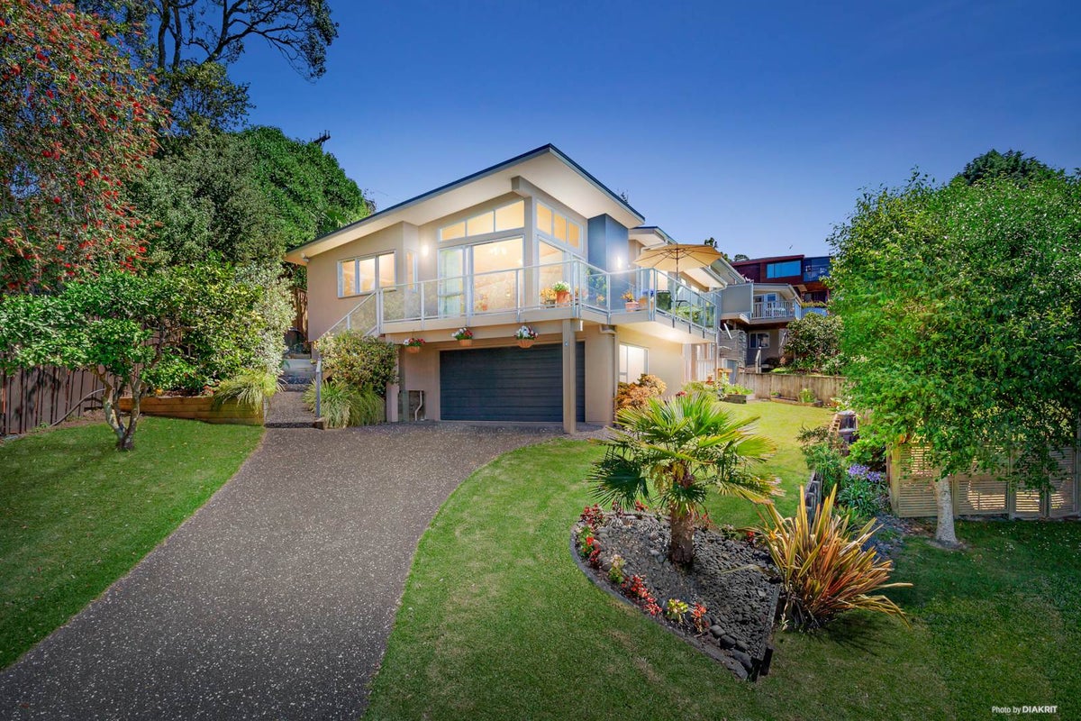 0 Torea Bay, Torea Bay, Marlborough Sounds - Carousel 1