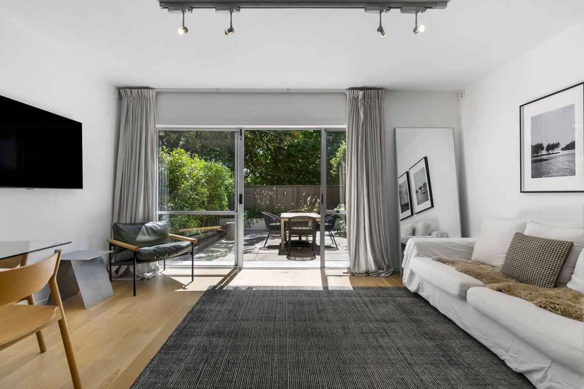 3/50 Wellington Street, Freemans Bay, Auckland - Carousel 2