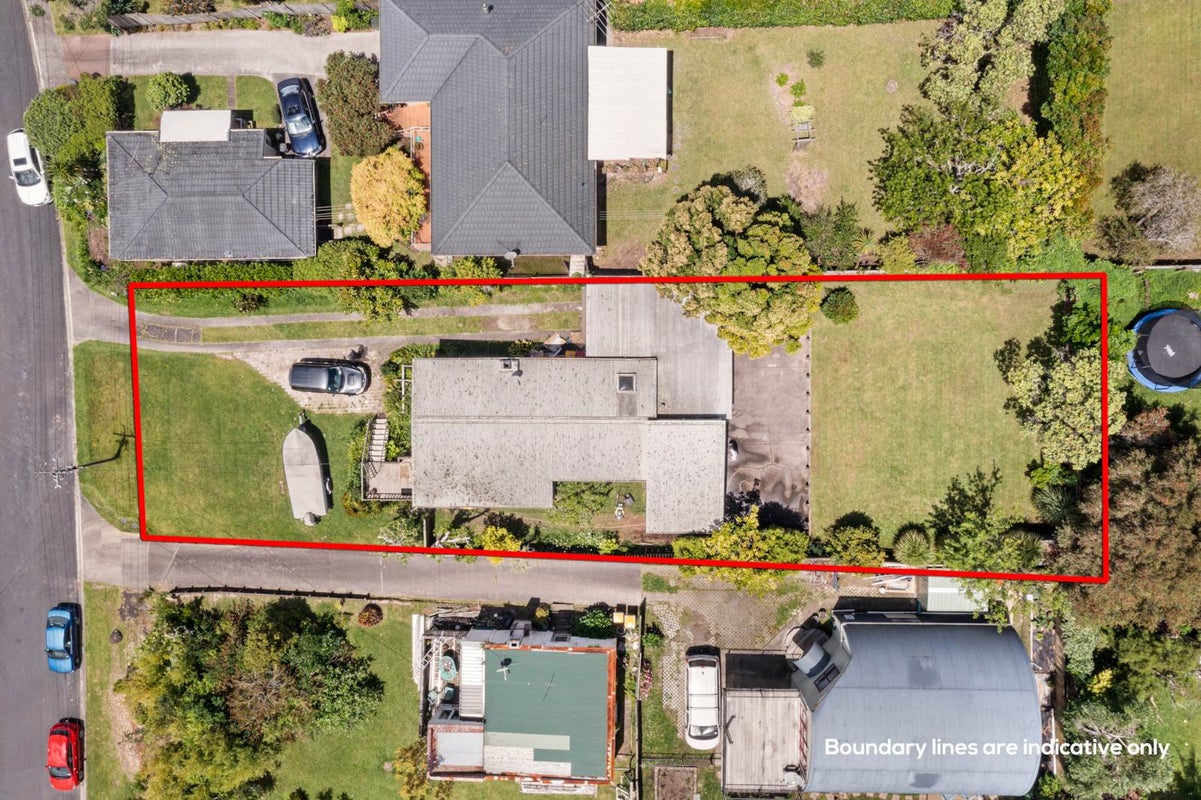 13 Sealy Road, Torbay, Auckland - Carousel 2
