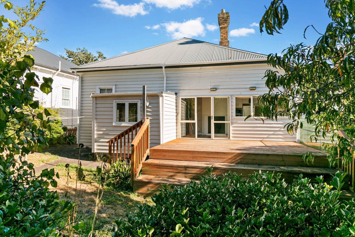 5 Burnley Terrace, Mount Eden, Auckland - Carousel 2