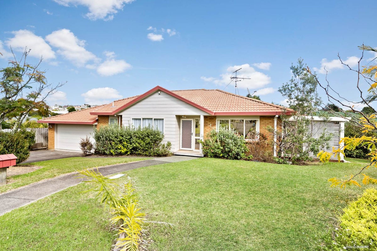 22 Donald Street, Stanmore Bay, Whangaparaoa - Carousel 1