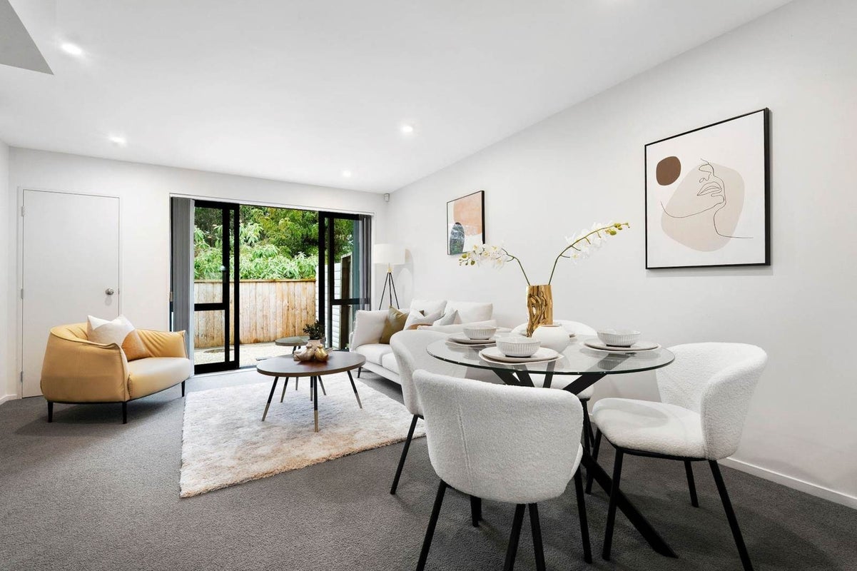 60D Seymour Road, Sunnyvale, Auckland - Carousel 2