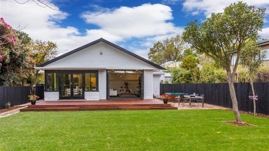 53 Aynsley Terrace, Hillsborough, Christchurch - Carousel 1