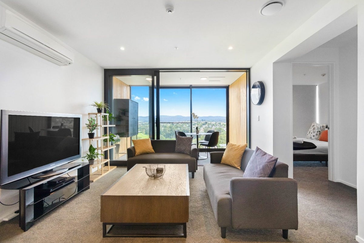 1002/1 Buscomb Avenue, Henderson, Auckland - Carousel 1