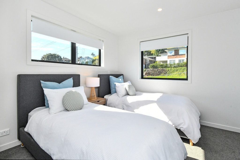 2 Whanui Place, Mangere Bridge, Auckland - Carousel 11