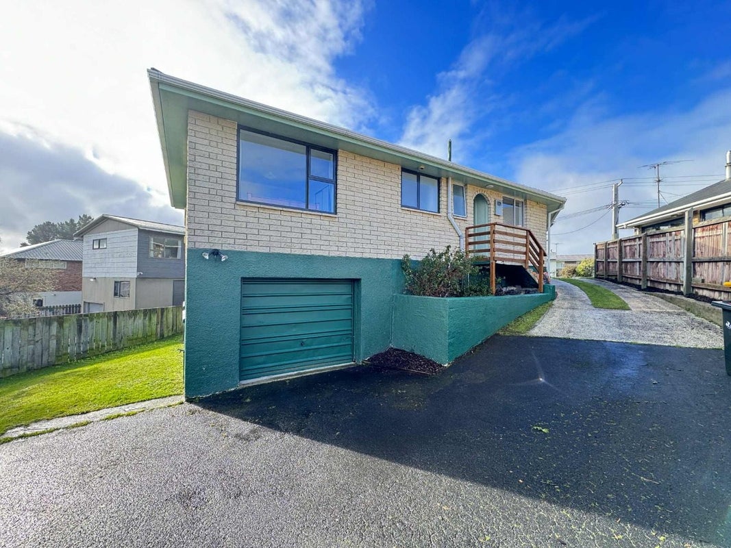 67 Viscount Road, Waldronville, Dunedin - Carousel 20