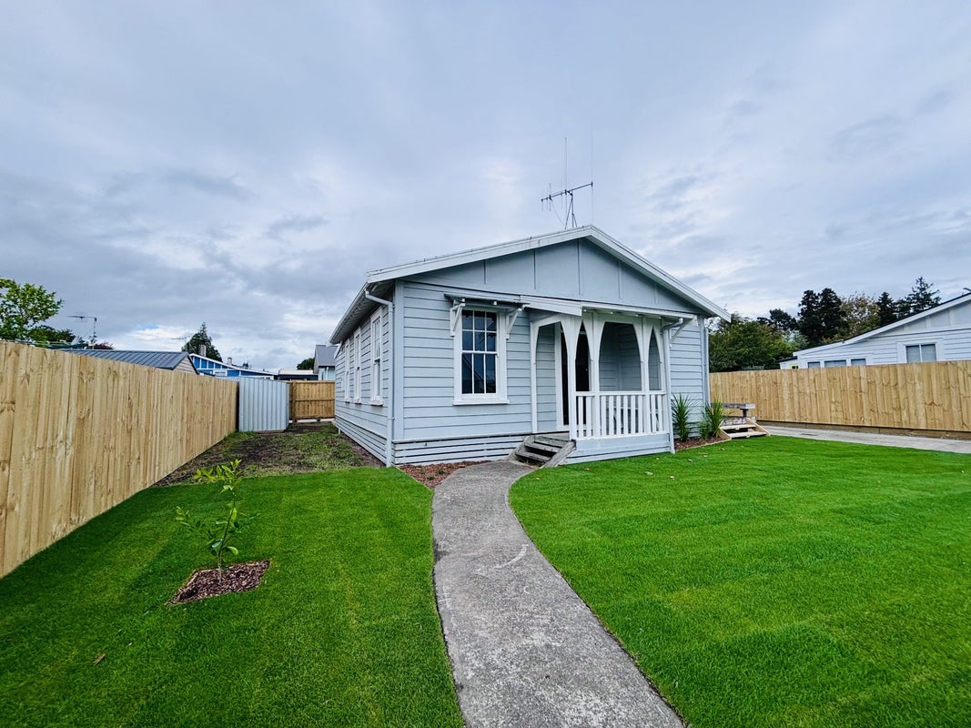 5 Moa Crescent, Frankton, Hamilton, Waikato - Carousel 2