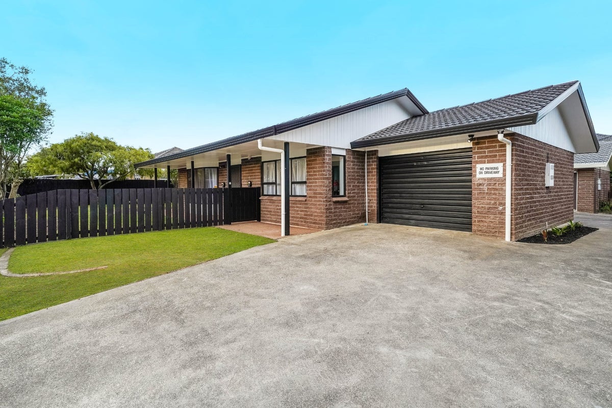 1/554 Weymouth Road, Weymouth, Auckland - Carousel 1