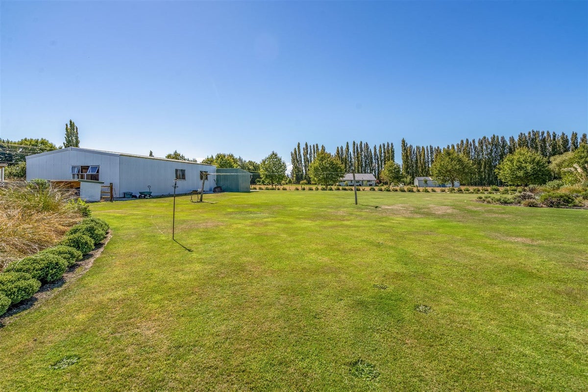 49 Nine Mile Road, Gore - Carousel 32