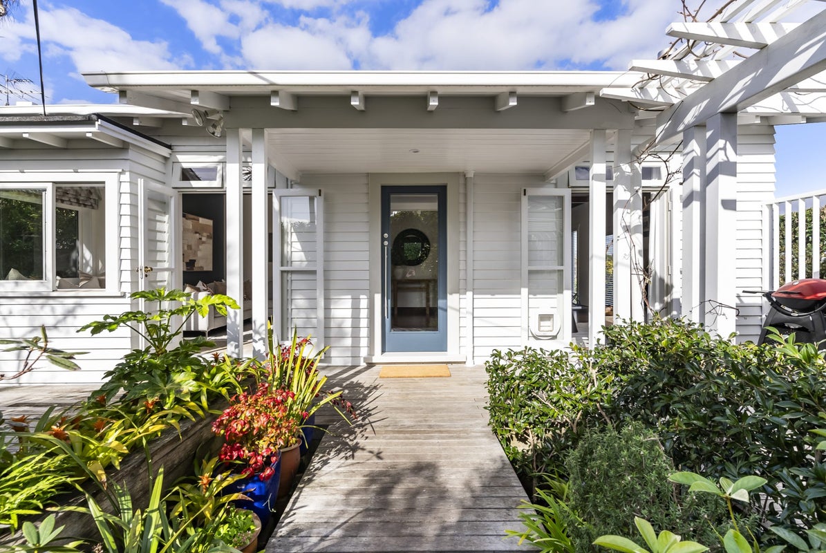 1/32 Napier Avenue, Takapuna, Auckland - Carousel 1