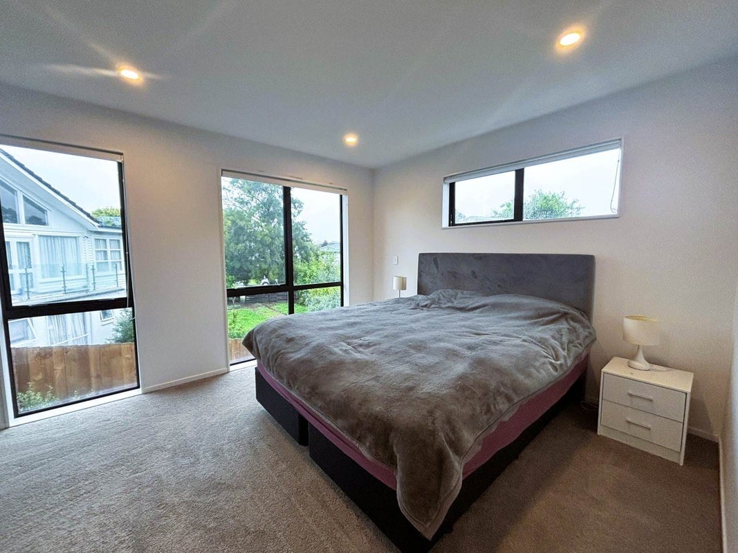 4/147B Carlisle Road, Northcross, Auckland - Carousel 7