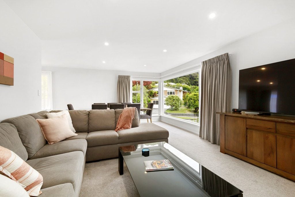 11 Cleary Street, Waterloo, Lower Hutt - Carousel 2