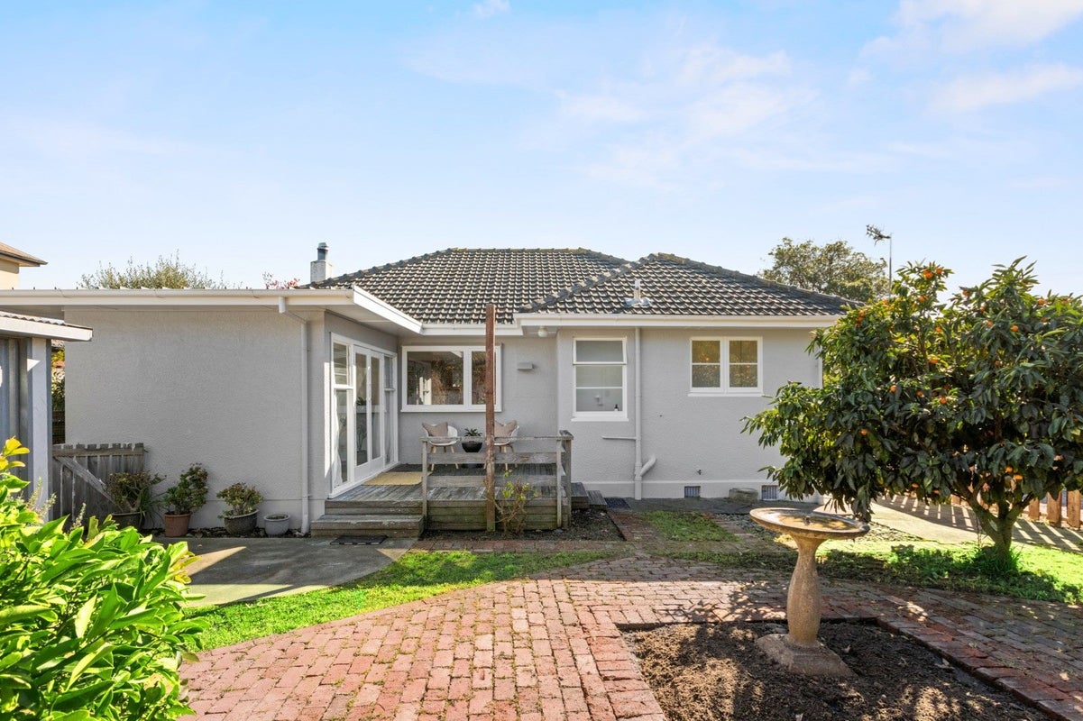 12 McHardy Street, Havelock North, Havelock North - Carousel 18