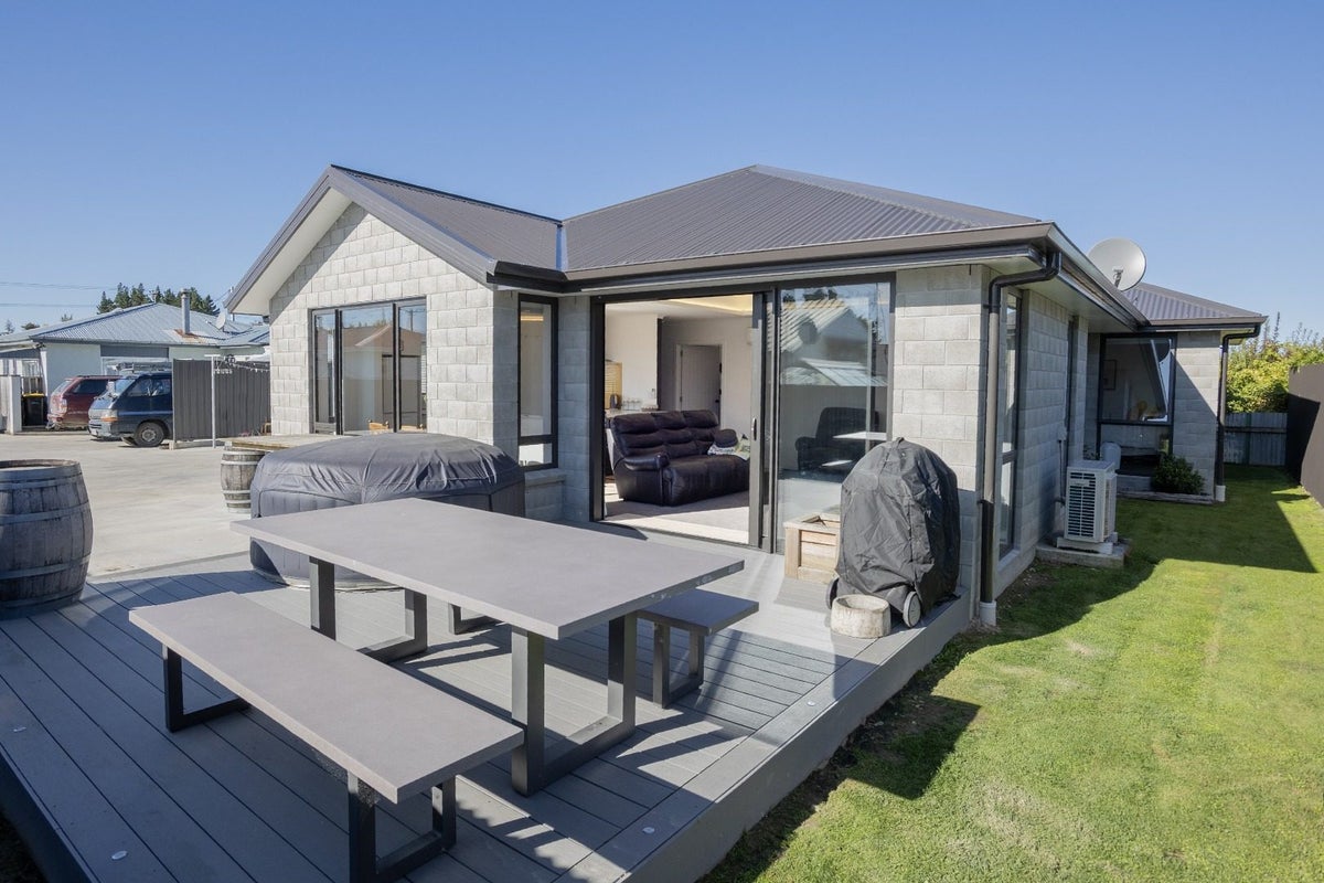 68 Walton Park Avenue, Fairfield, Dunedin - Carousel 6
