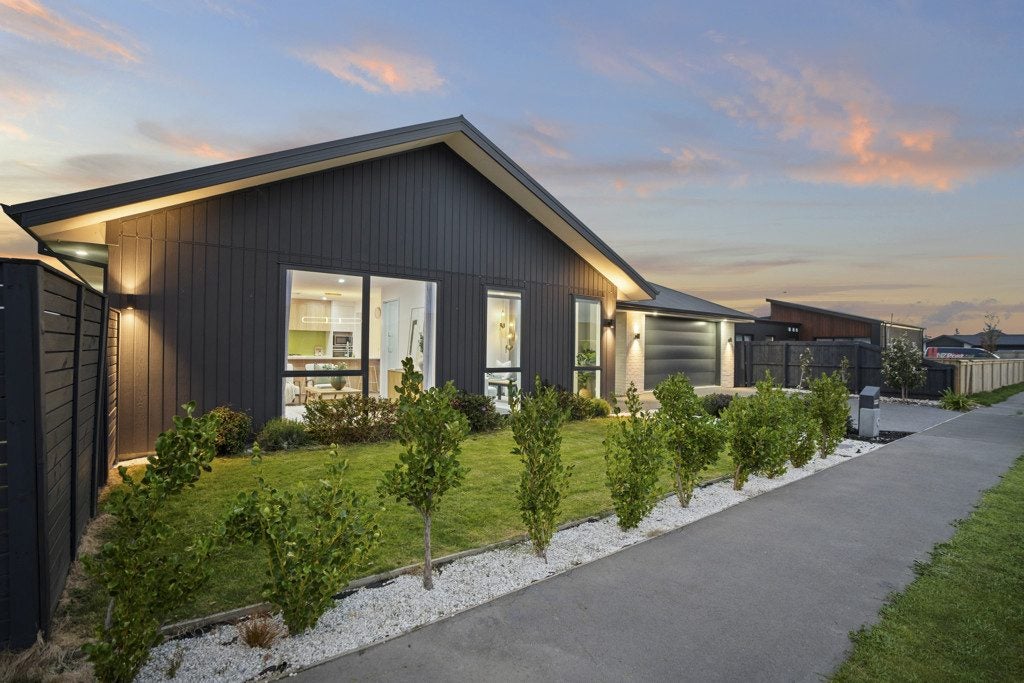 1 Agathis Crescent, Wigram, Christchurch - Carousel 21