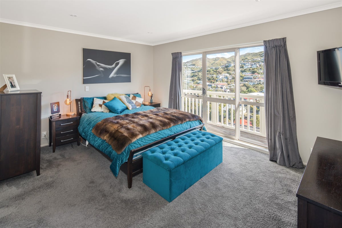 15 Birch Street, Johnsonville, Wellington - Carousel 2