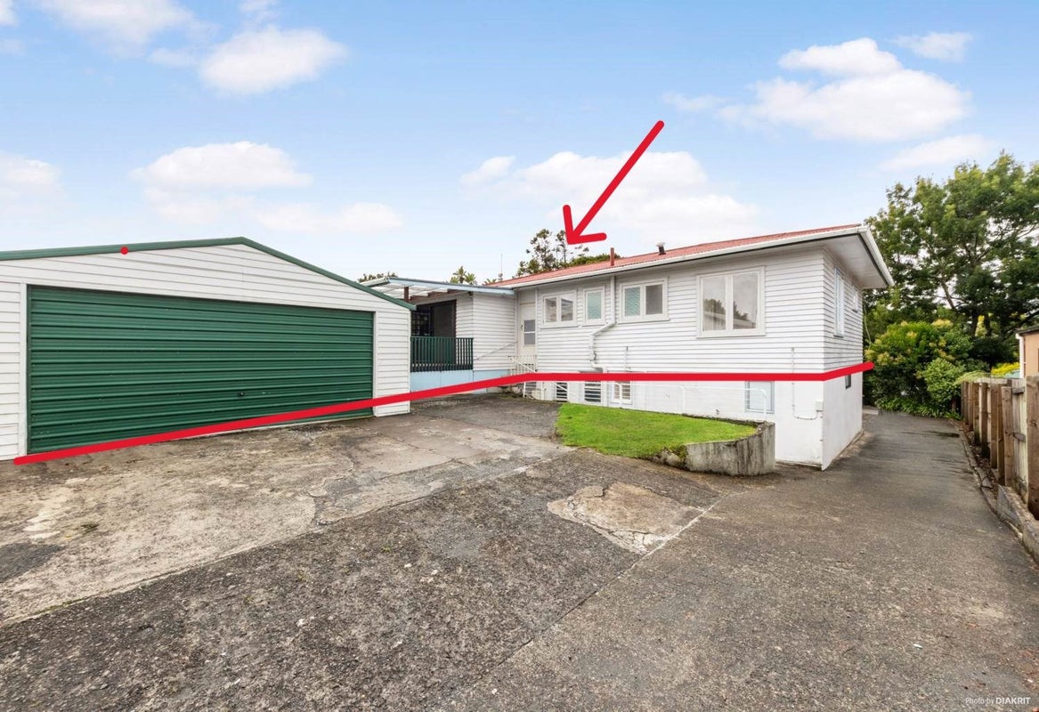 30 Edmonton Road, Henderson, Auckland - Carousel 2