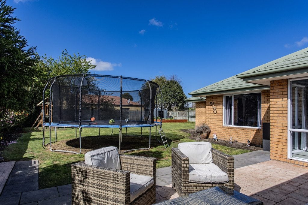 18 Enverton Drive, Rangiora, Rangiora - Carousel 2